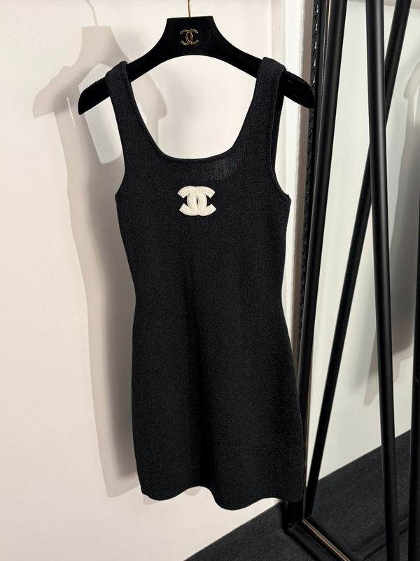Chanel one size 22